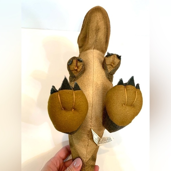 Jurassic World Park Fallen Kingdom Dinosaur Plush T-Rex - Picture 7 of 7